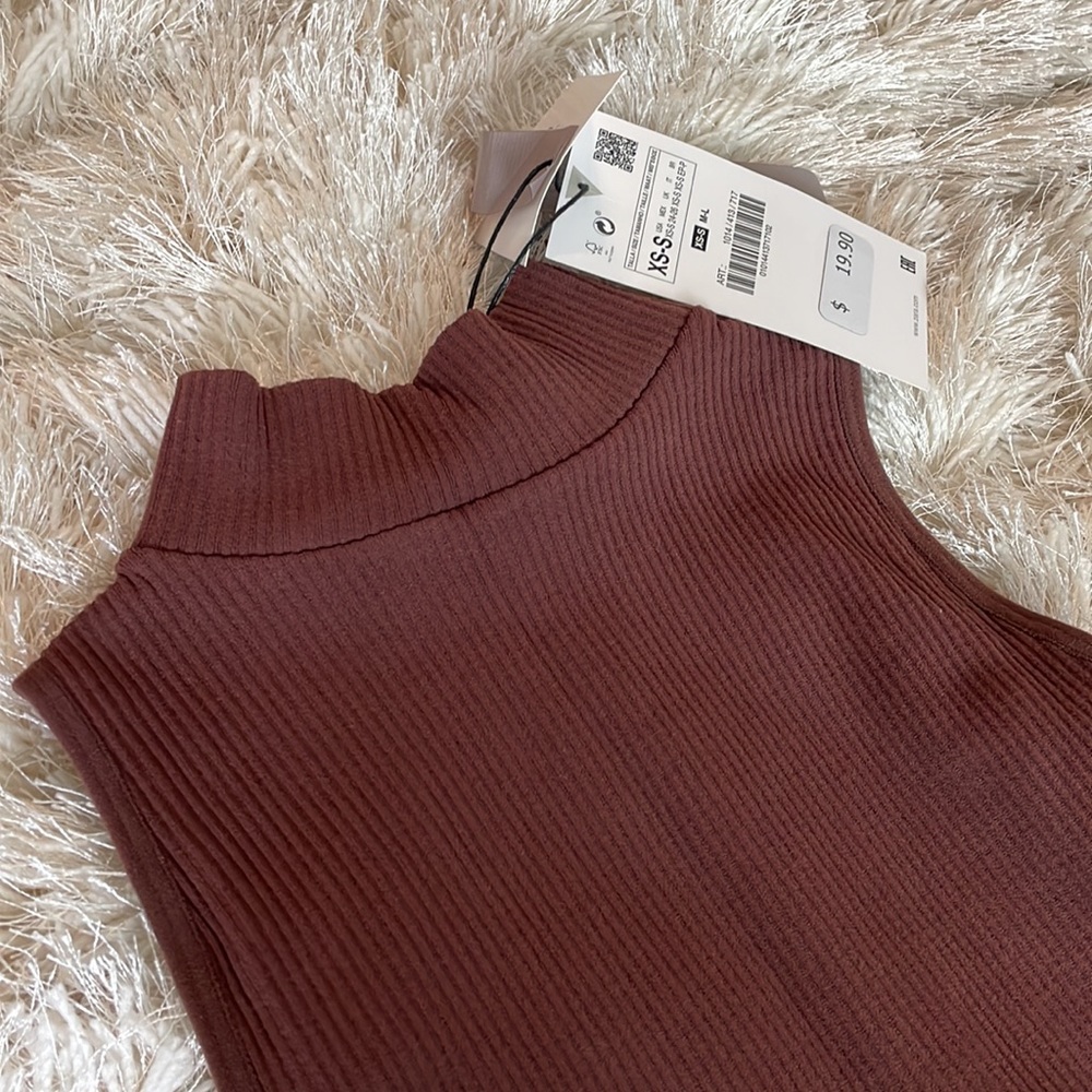 Brown ribbed mock neck bodysuit - Picture 2 of 4